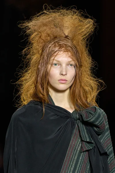 Look 94